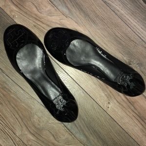 Patent leather ballet flats
